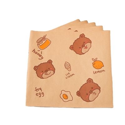 Un bon prix. Produits de restauration rapide, hamburgers, papier d'emballage résistant à la graisse, matière de pâte recyclée en ligne