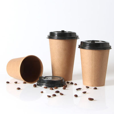 Un bon prix. Gobelet à café en papier avec logo personnalisé et respectueux de l'environnement, simple et double paroi, revêtement biodégradable à base d'eau avec couvercle en ligne
