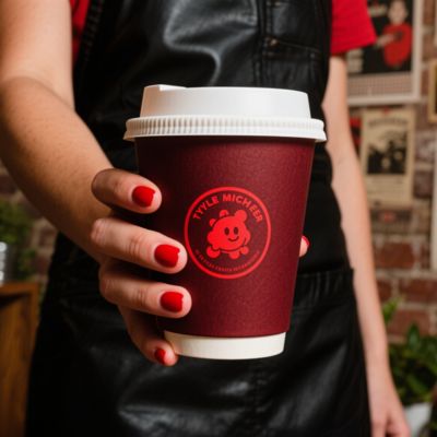 Goede prijs. 8oz 10oz 12oz 16oz 18oz 20oz 22oz Biologisch afbreekbare, op maat gemaakte wegwerp koffiebeker voor warme dranken met enkele/dubbele wand online