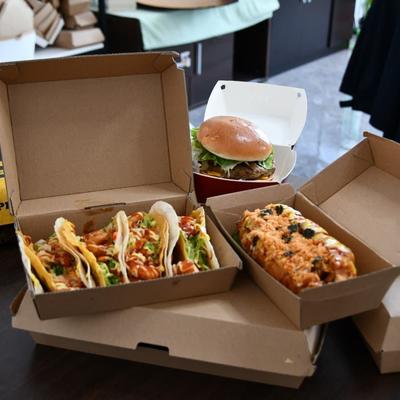 Un bon prix. Wholesale customized printing logo eco-friendly and biodegradable fast food burger and french fry box en ligne